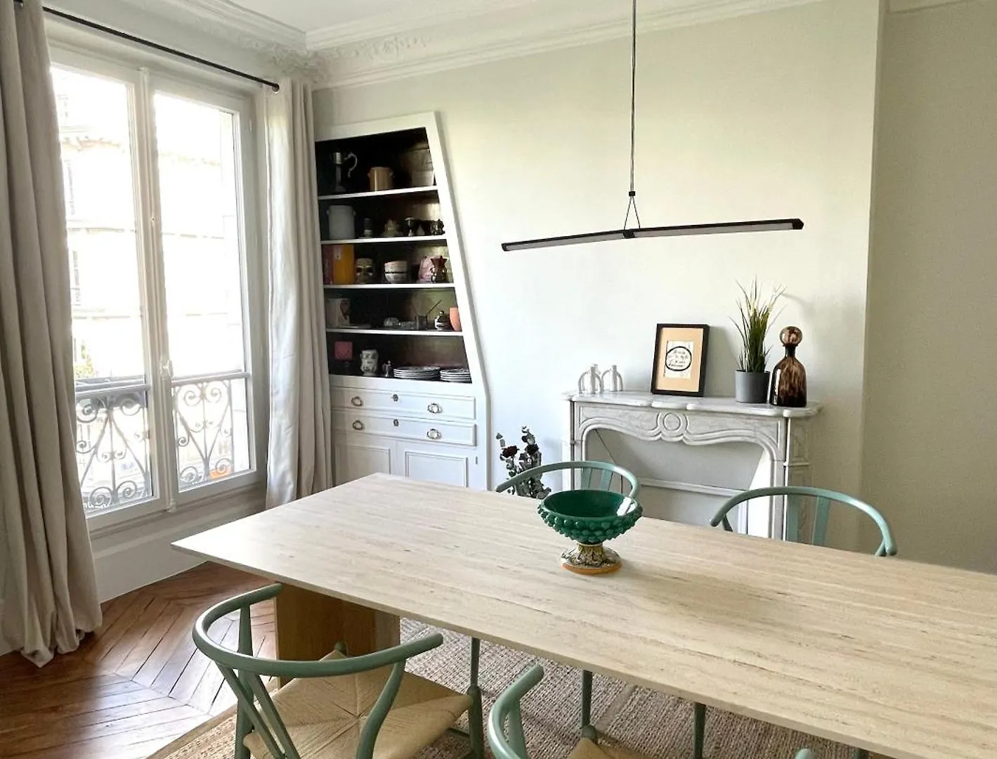 2 Bedroom Stylish Apartment Central Paris Frankrike