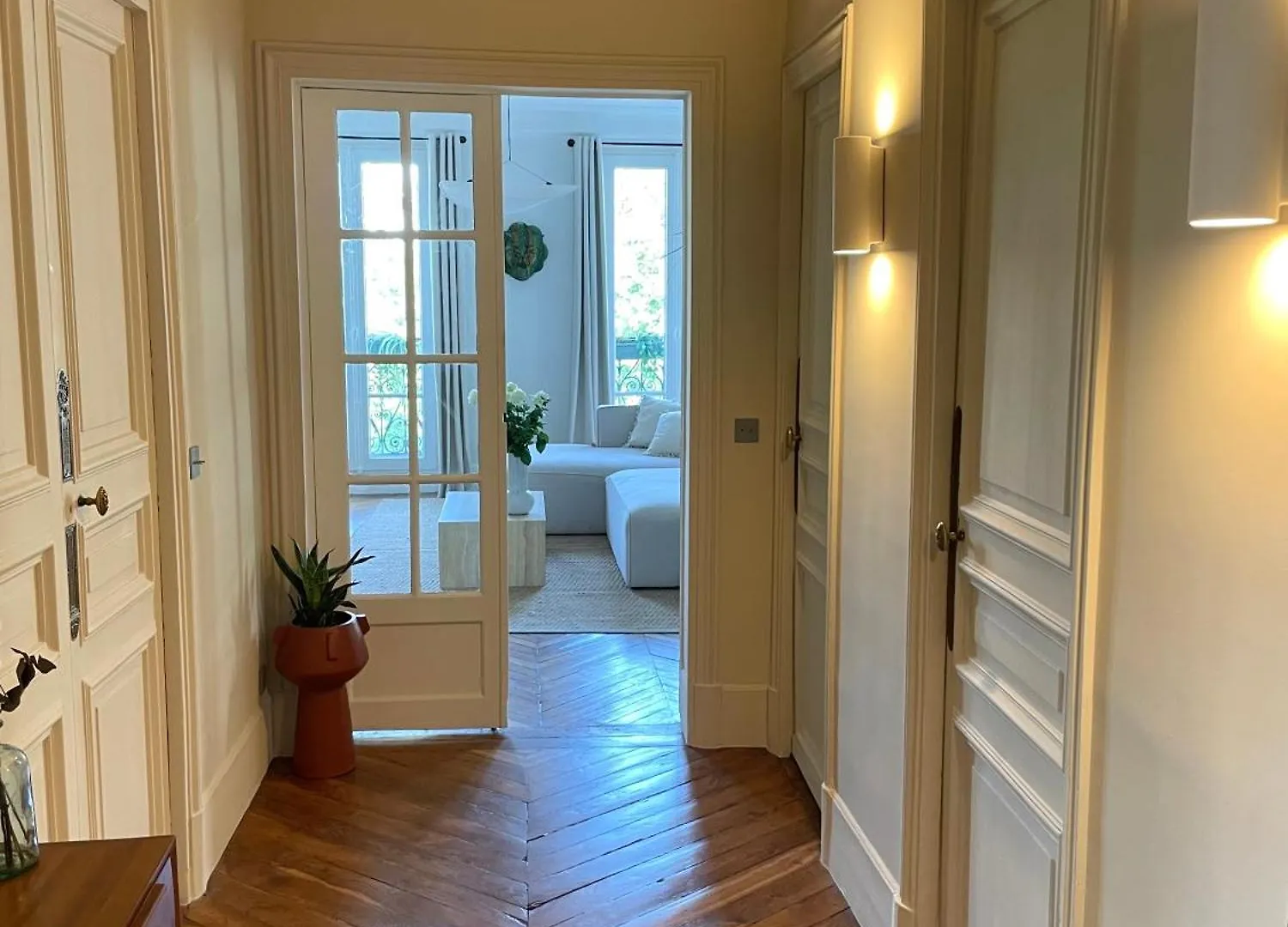 2 Bedroom Stylish Apartment Central Paris 0*,  Frankrike