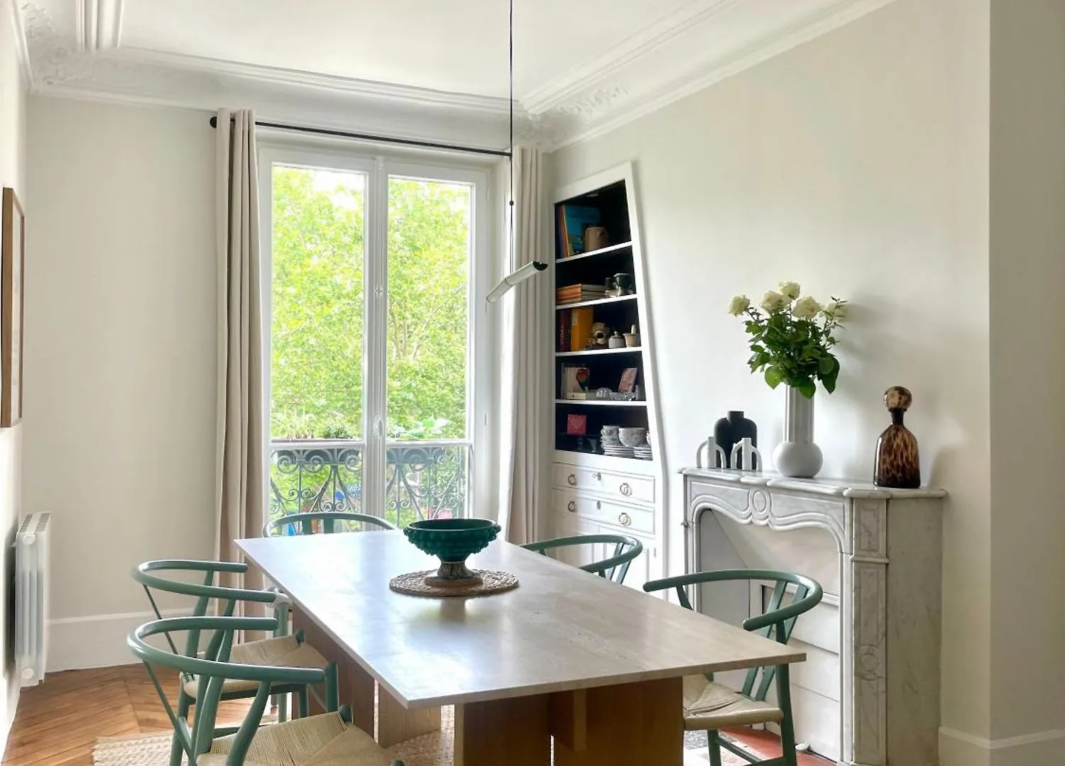 2 Bedroom Stylish Apartment Central Paris 0*,  Frankrike
